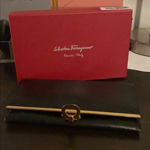 Salvatore ferragamo wallet .